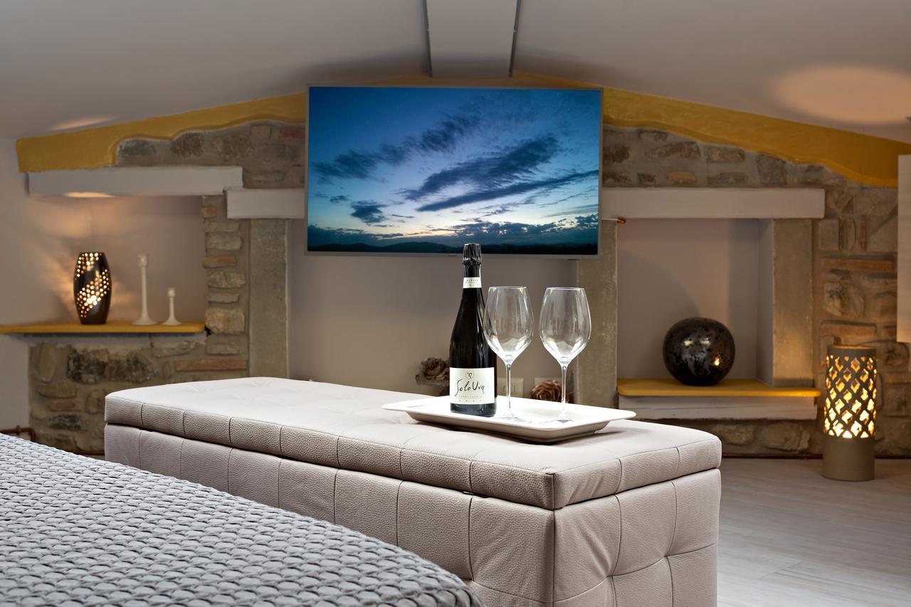 Casa Vacanze - Matelda Bed and Breakfast Poppi Εξωτερικό φωτογραφία
